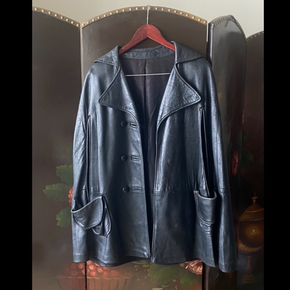 ♣️ VINTAGE 1970s GENUINE LEATHER PEA COAT CAPE ♠️